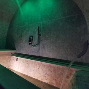Dioniso Bed & Wellness